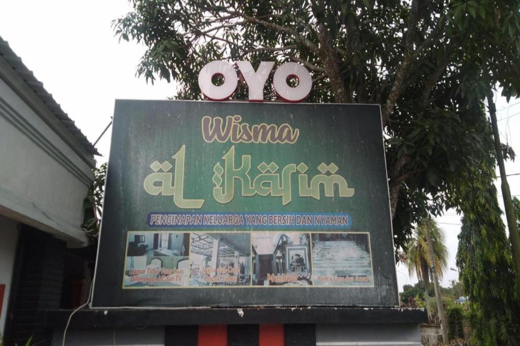 Oyo 90980 Al Karim Syariah Hotel Tanjungbalai Exterior photo