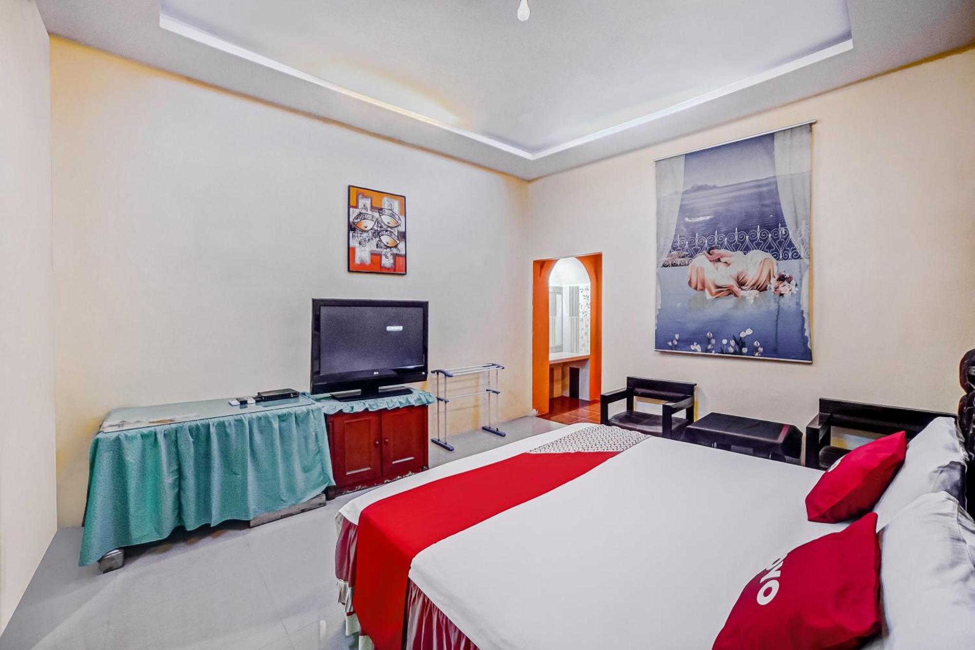 Oyo 90980 Al Karim Syariah Hotel Tanjungbalai Exterior photo